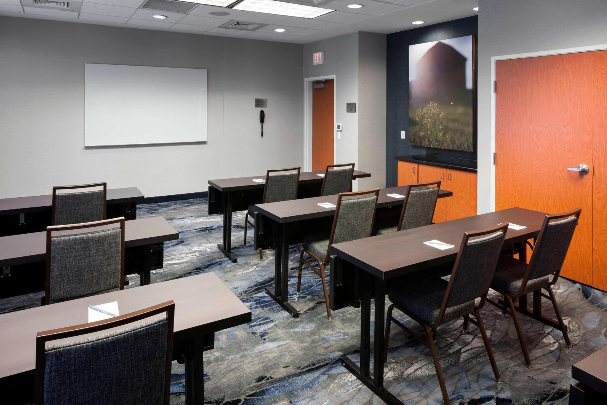 Fairfield Inn & Suites By Marriott Austin Parmer Tech Ridge Exterior photo