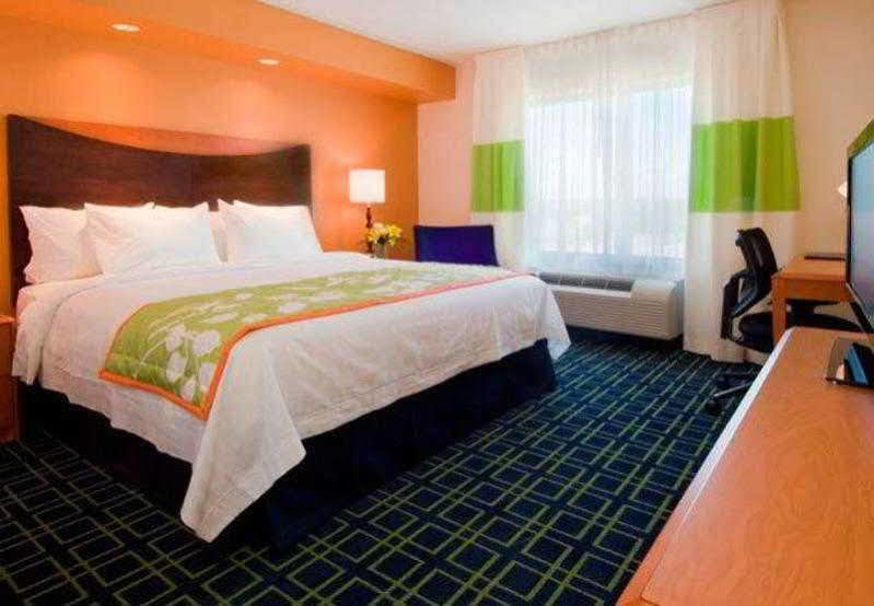Fairfield Inn & Suites By Marriott Austin Parmer Tech Ridge Exterior photo